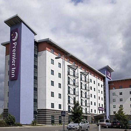 Premier Inn London Docklands Excel Экстерьер фото