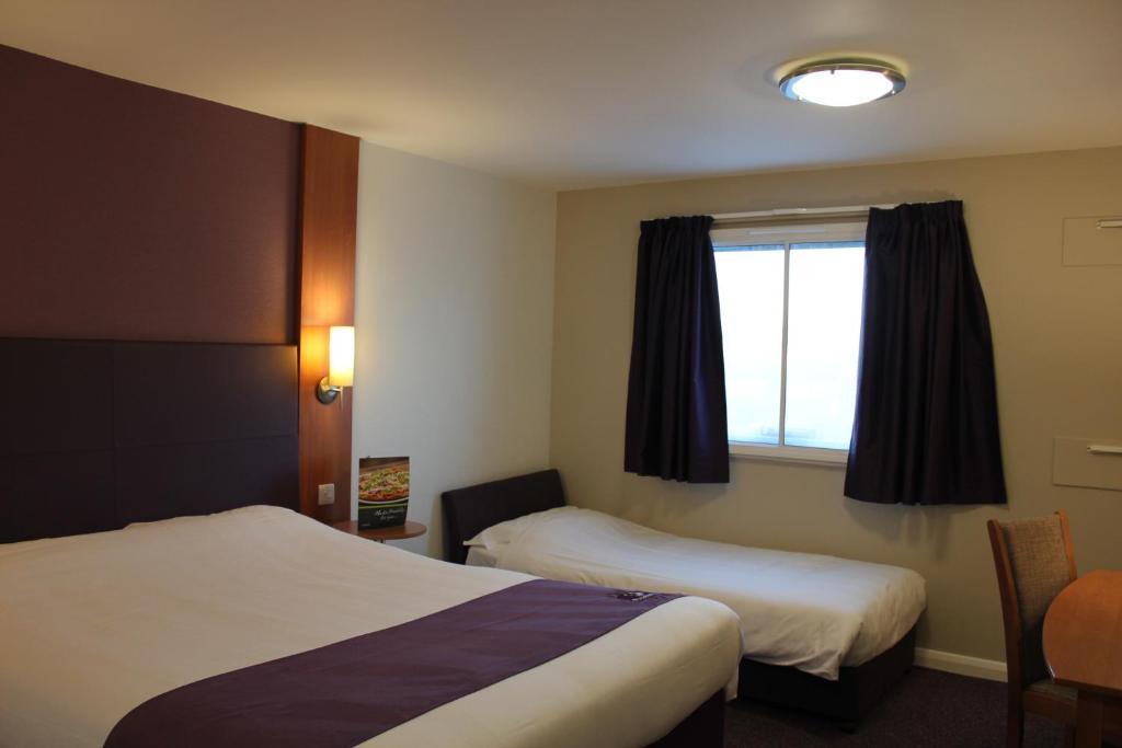 Premier Inn London Docklands Excel Номер фото